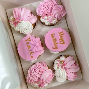 Birthday Pikn Cupcake