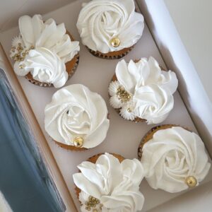 White Rose Cupcake